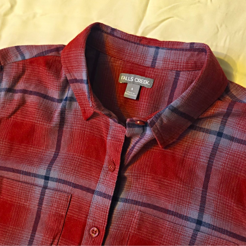 Falls Creek Men's Plaid Flannel Long Sleeve ButtonUp Point Collar S Red/Blue #30